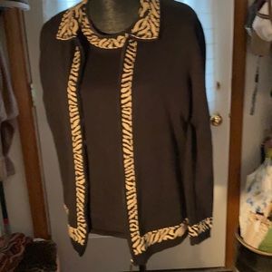 Alfred Dunner sweater set animal print trim/bead